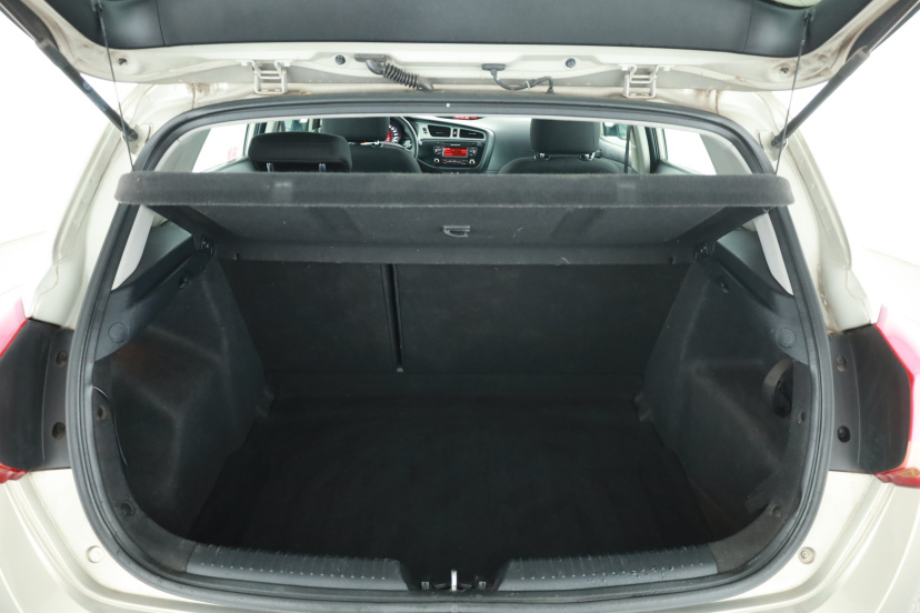 Kia Ceed, 2013