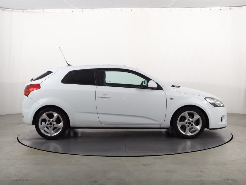 Kia ProCeed, 2008