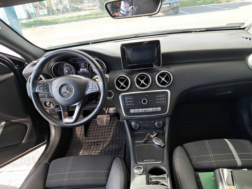 Mercedes-Benz A, 2016