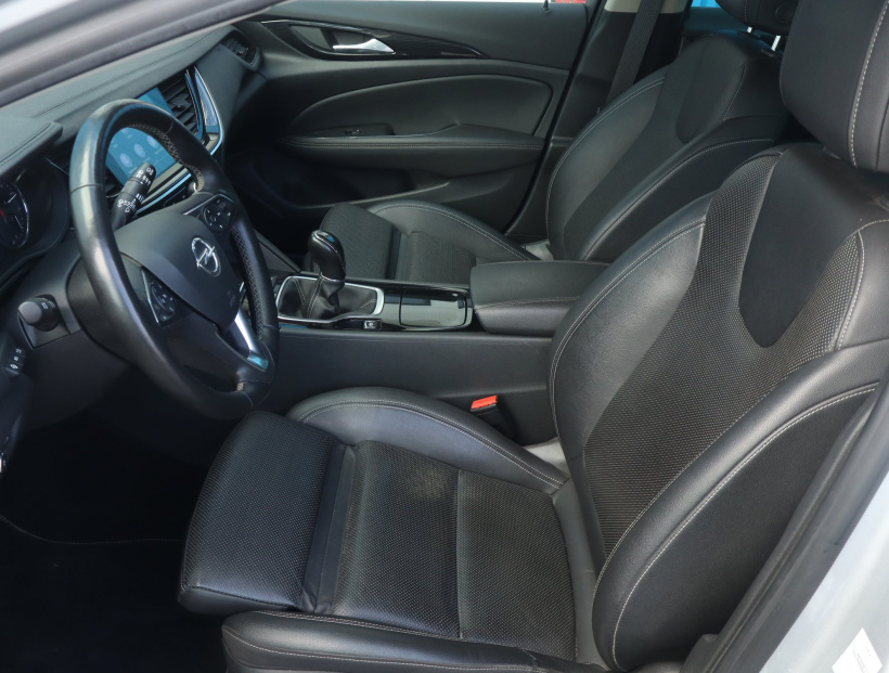 Opel Insignia, 2020
