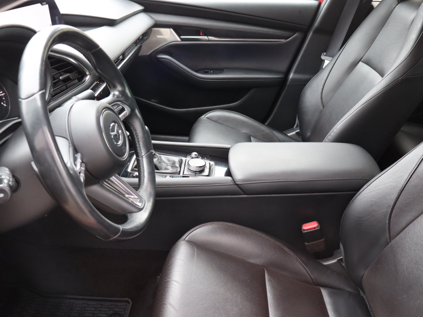 Mazda 3, 2021