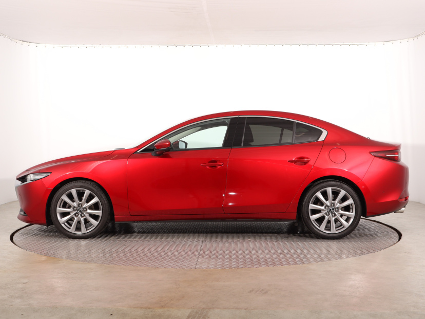 Mazda 3, 2021