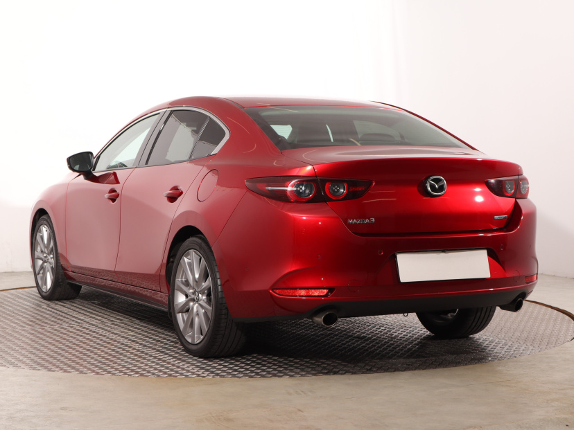 Mazda 3, 2021