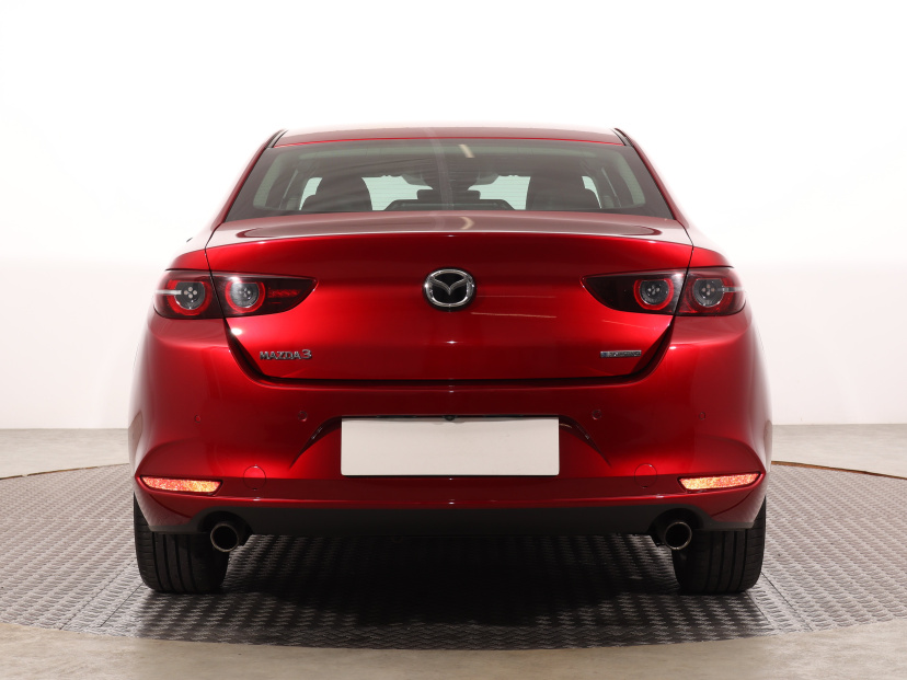 Mazda 3, 2021