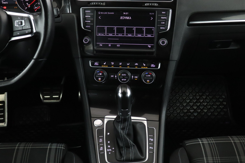Volkswagen Golf, 2014