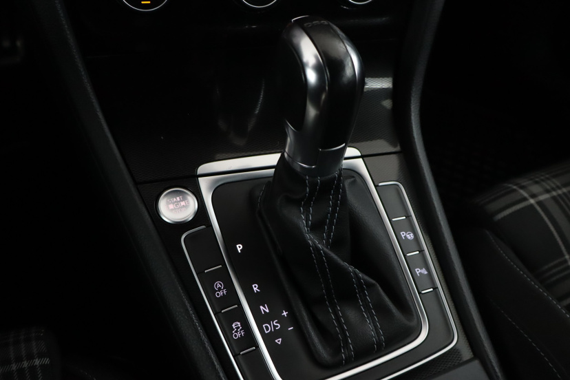 Volkswagen Golf, 2014