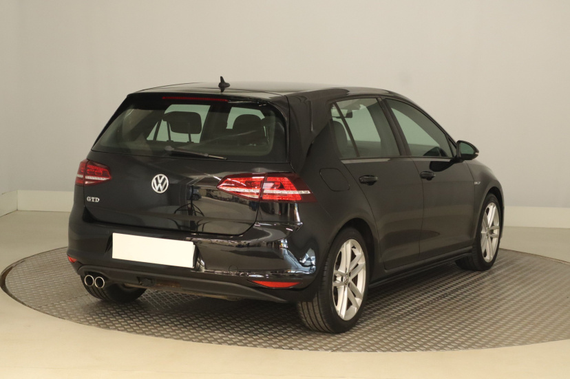Volkswagen Golf, 2014