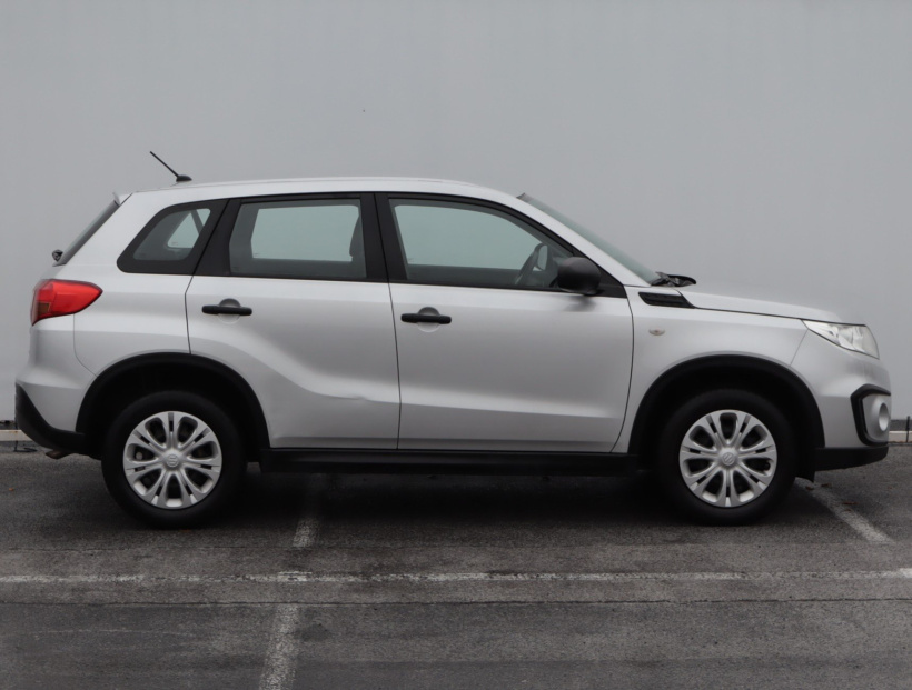 Suzuki Vitara, 2017