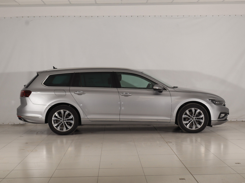 Volkswagen Passat, 2020 – zdjęcie 10