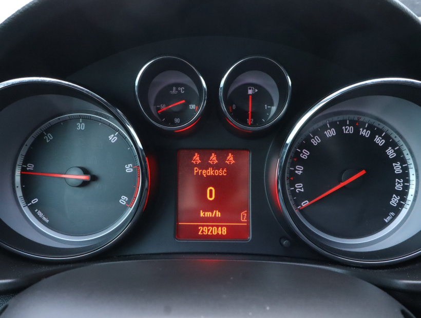 Opel Insignia, 2010