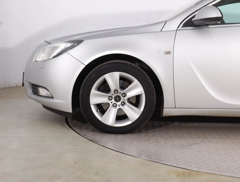 Opel Insignia, 2010