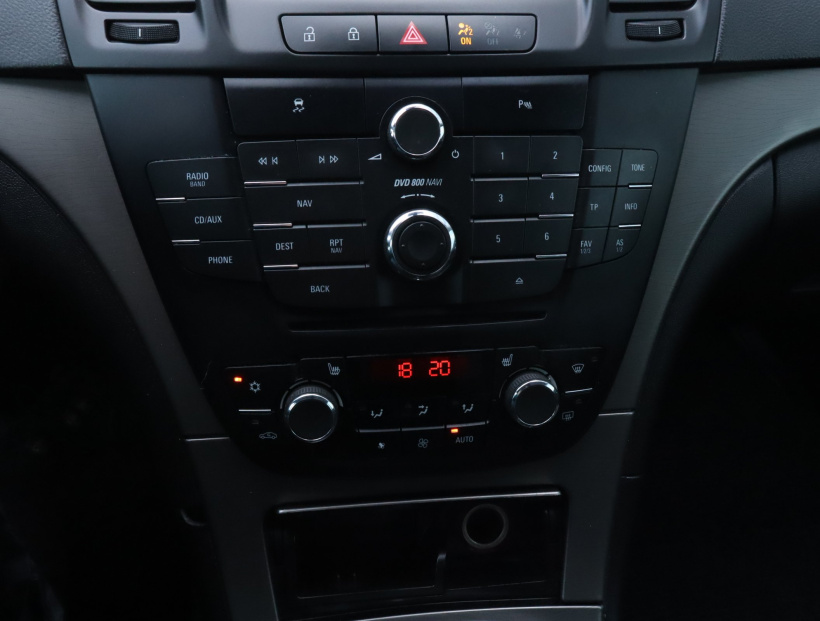 Opel Insignia, 2010