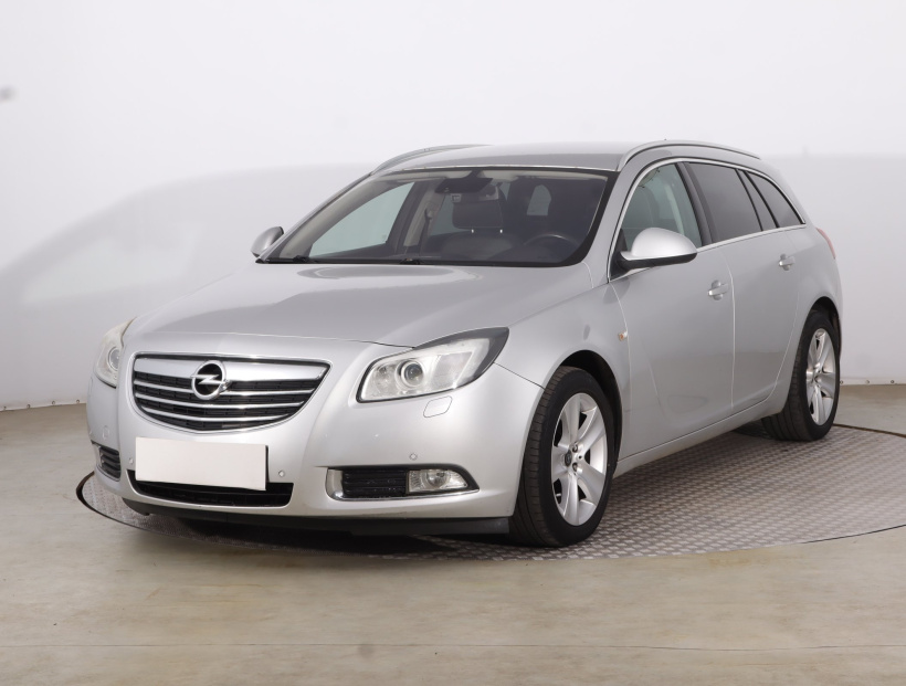 Opel Insignia, 2010
