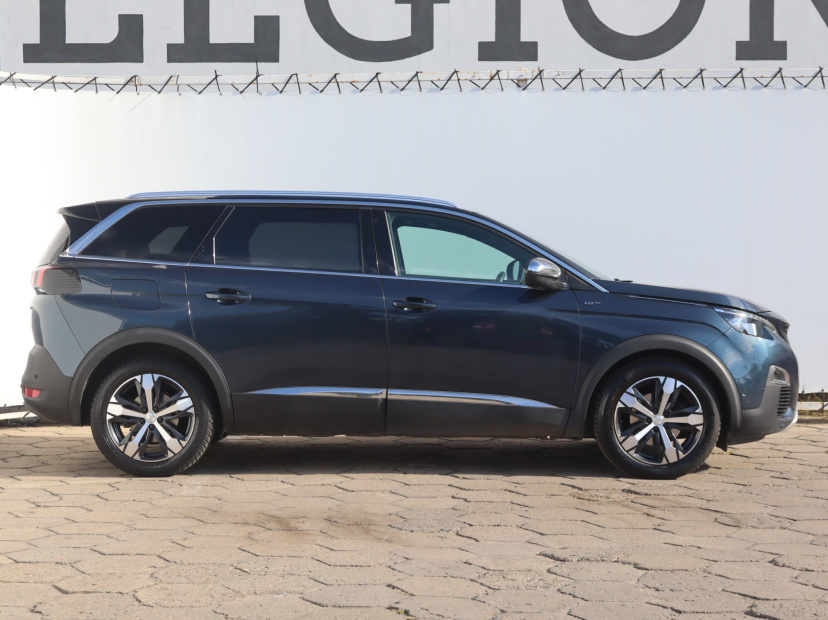 Peugeot 5008, 2019