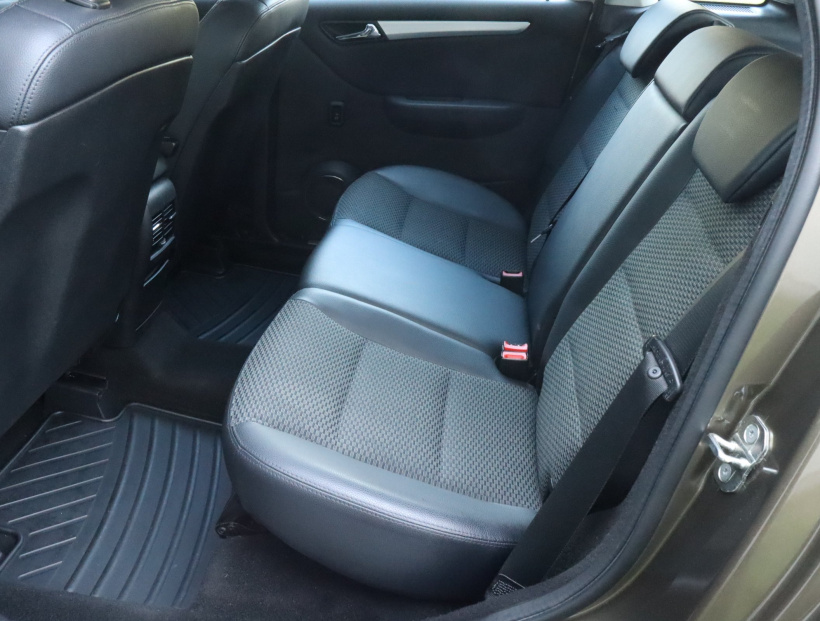 Mercedes-Benz B, 2011