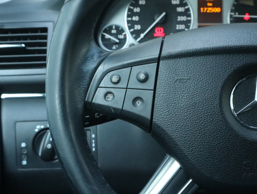 Mercedes-Benz B, 2011