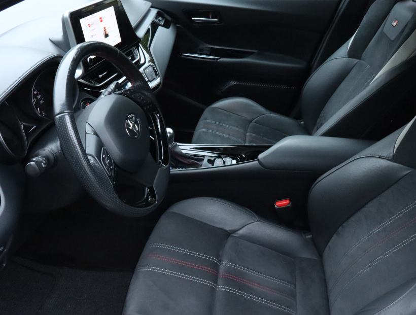 Toyota C-HR, 2023