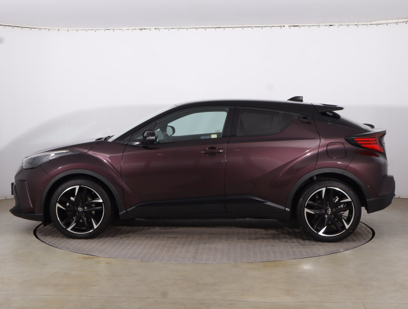 Toyota C-HR, 2023