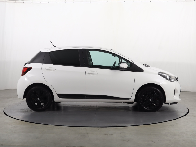 Toyota Yaris, 2016