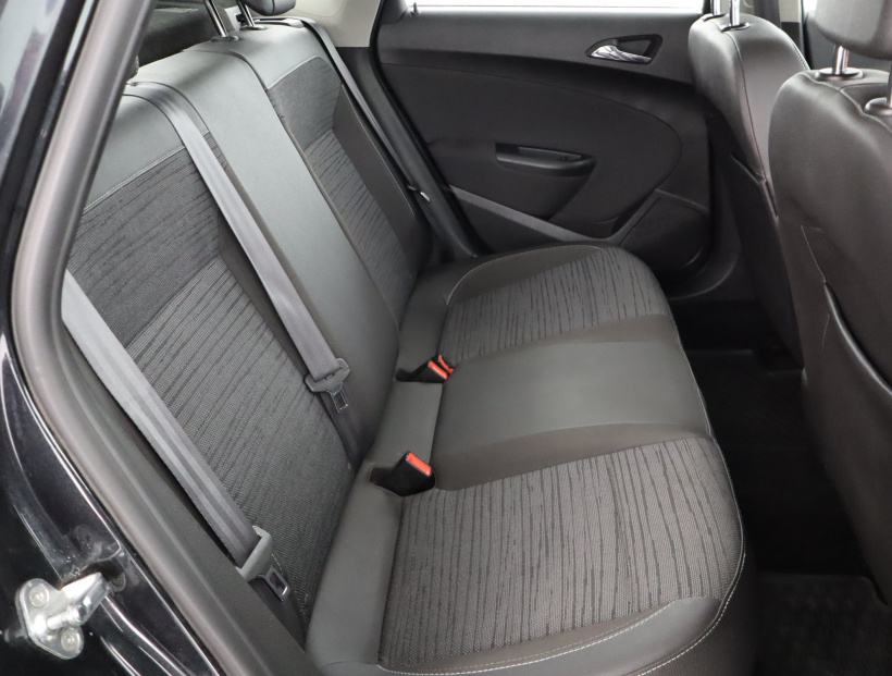 Opel Astra, 2016