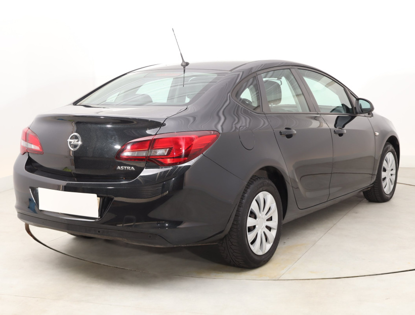 Opel Astra, 2016