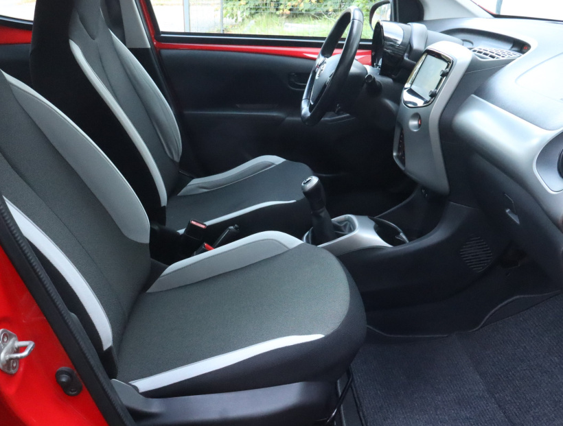 Toyota Aygo, 2015