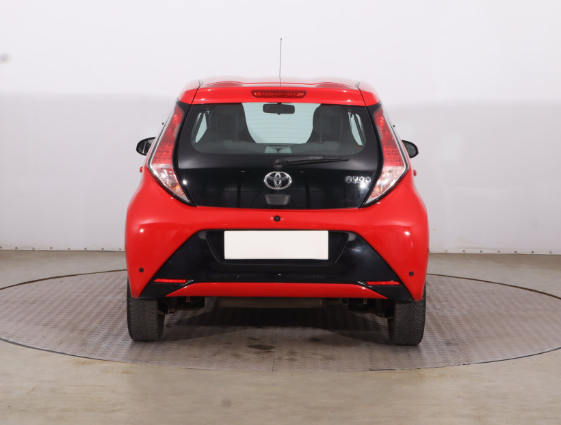 Toyota Aygo, 2015