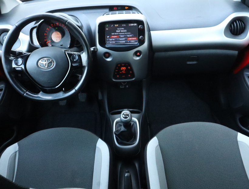 Toyota Aygo, 2015