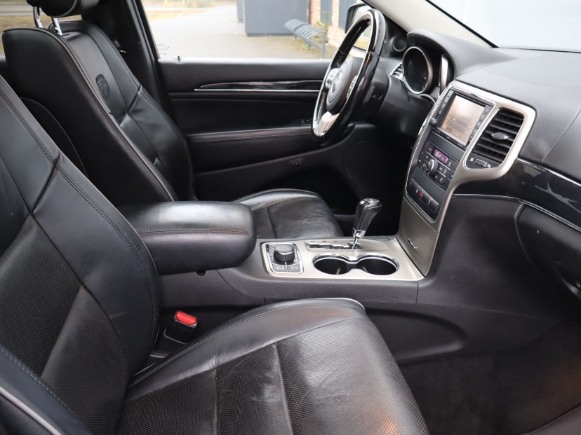 Jeep Grand Cherokee, 2011