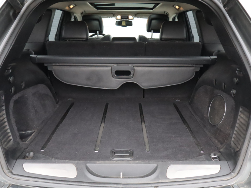 Jeep Grand Cherokee, 2011