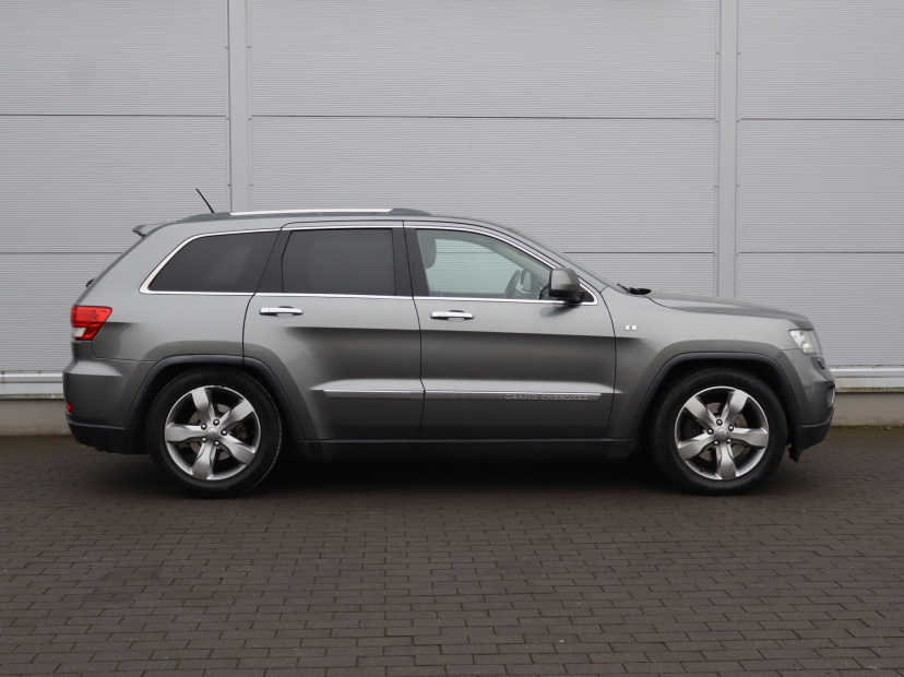 Jeep Grand Cherokee, 2011