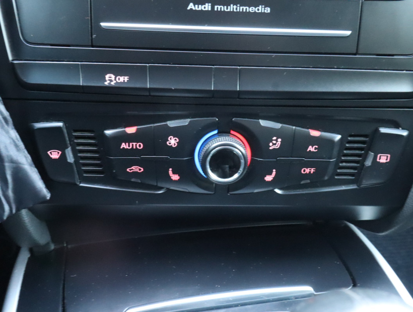 Audi A4, 2010