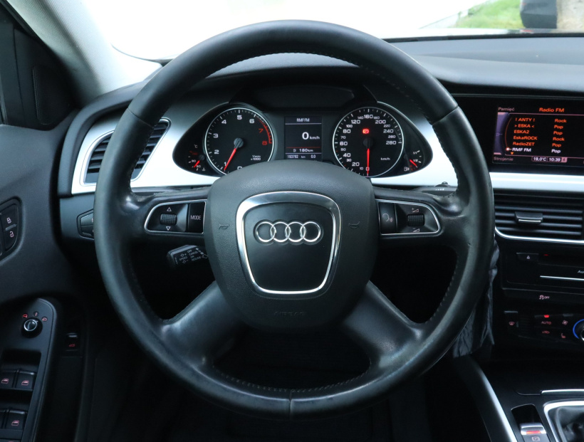 Audi A4, 2010