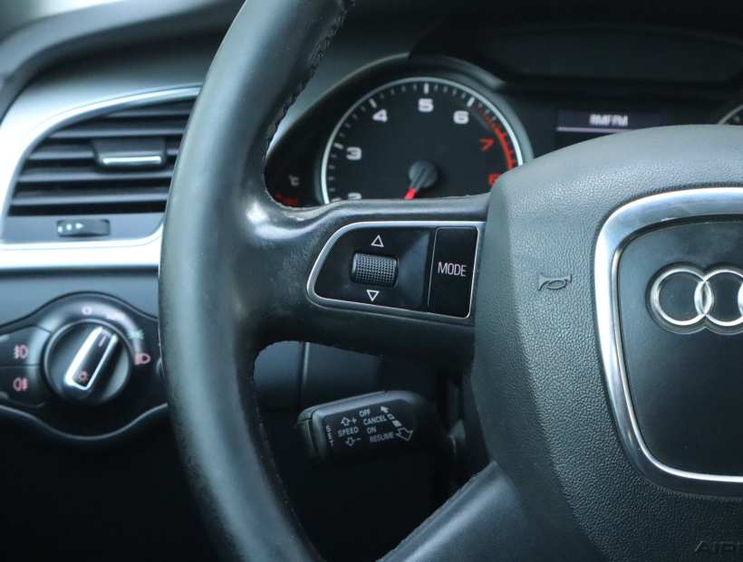 Audi A4, 2010