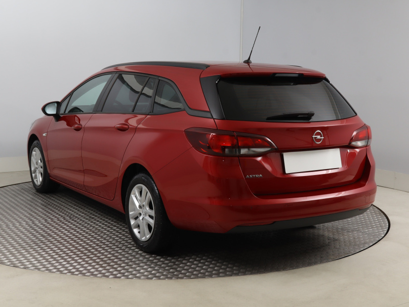 Opel Astra, 2020