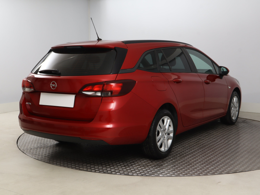 Opel Astra, 2020