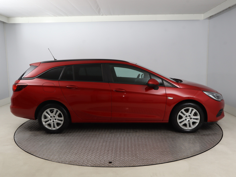 Opel Astra, 2020