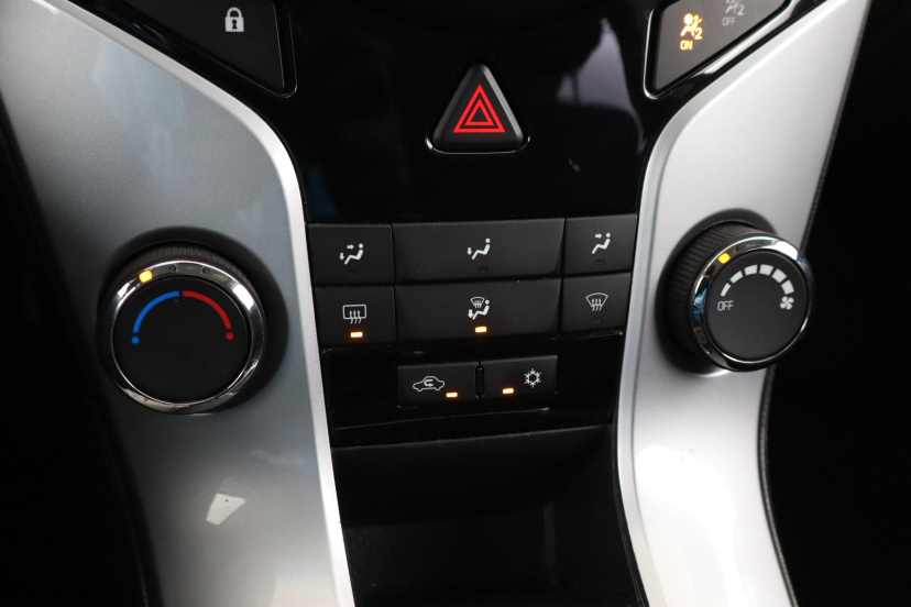 Chevrolet Cruze, 2012