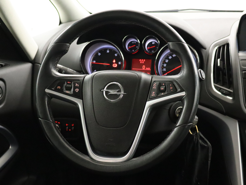 Opel Zafira, 2013