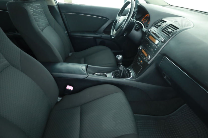 Toyota Avensis, 2009