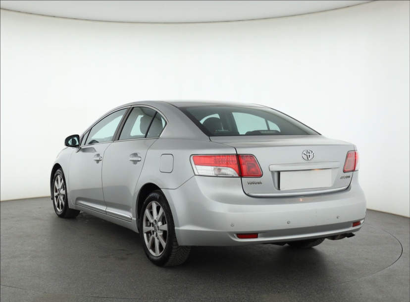 Toyota Avensis, 2009