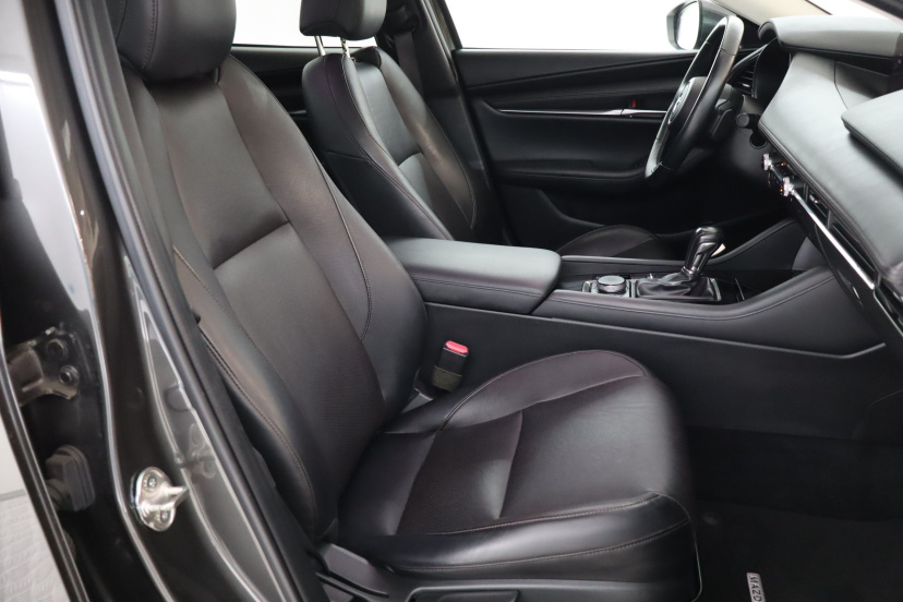 Mazda 3, 2020