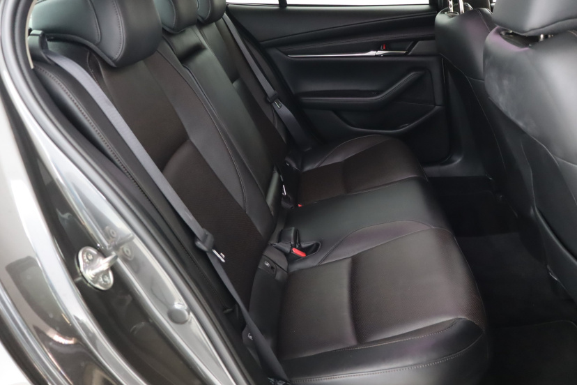 Mazda 3, 2020