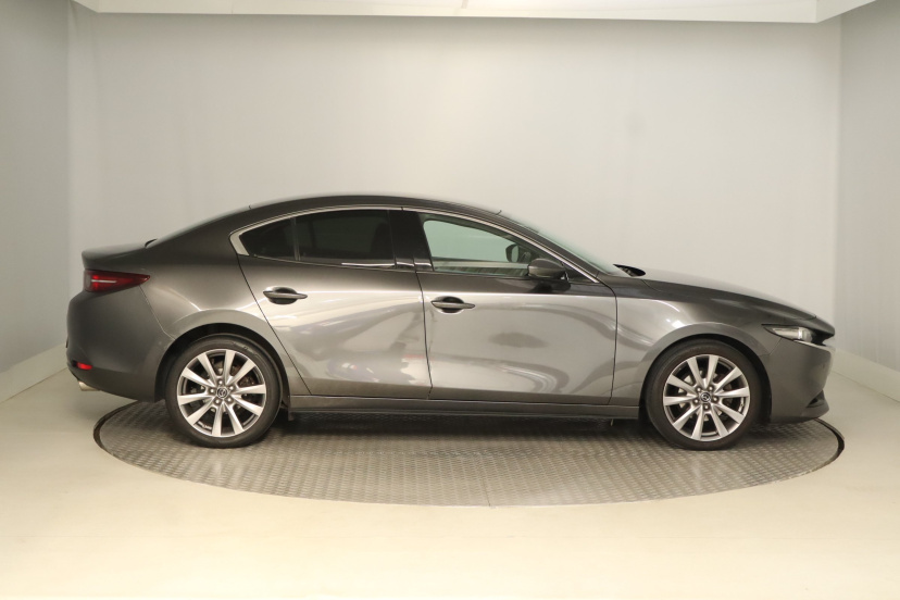 Mazda 3, 2020