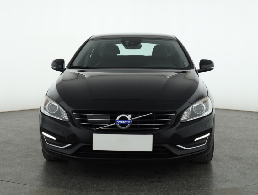 Volvo V60, 2015