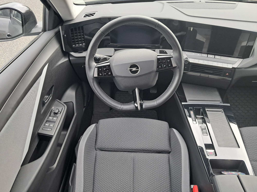 Opel Astra, 2024
