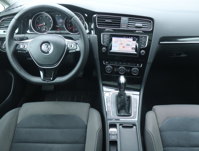 Volkswagen Golf, 2014