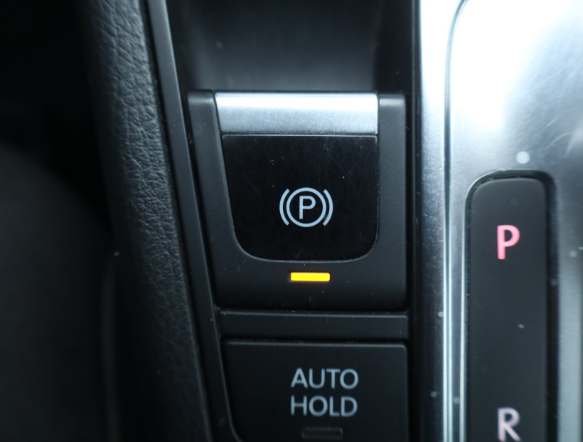 Volkswagen Passat, 2012