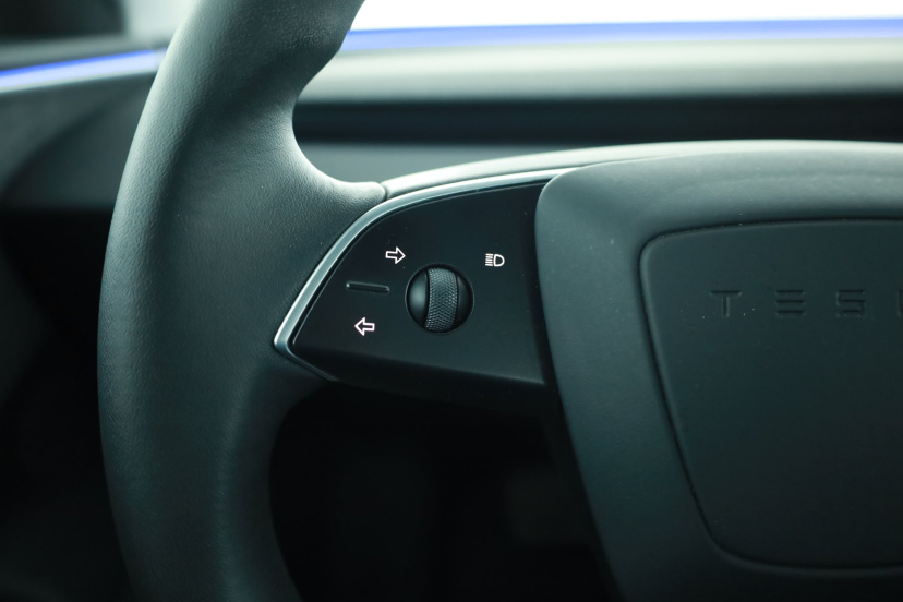 Tesla Model 3, 2023