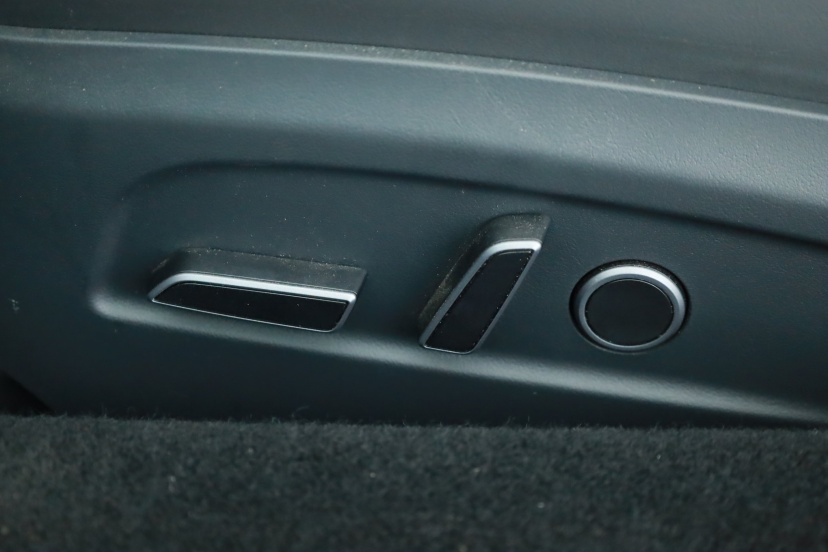 Tesla Model 3, 2023